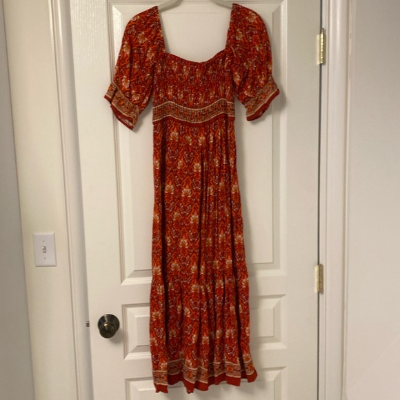 Red floral midi dress - Picture 3 of 6